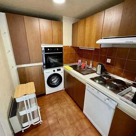 Gray D'albion Lef516 Apartment *