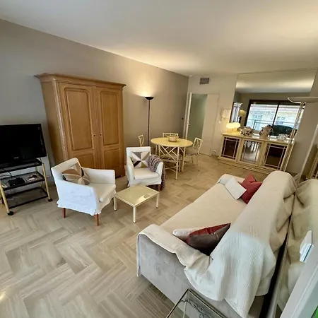 Gray D'albion Lef516 * Cannes
