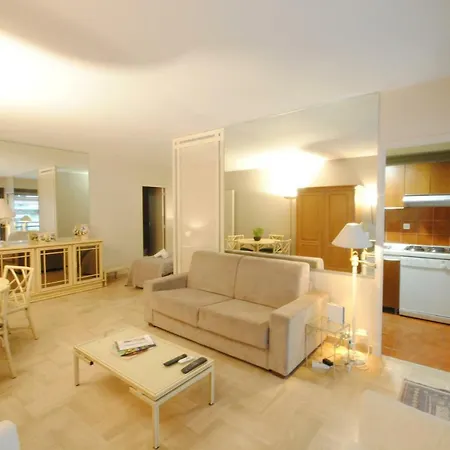 Gray D'albion Lef516 Apartment *